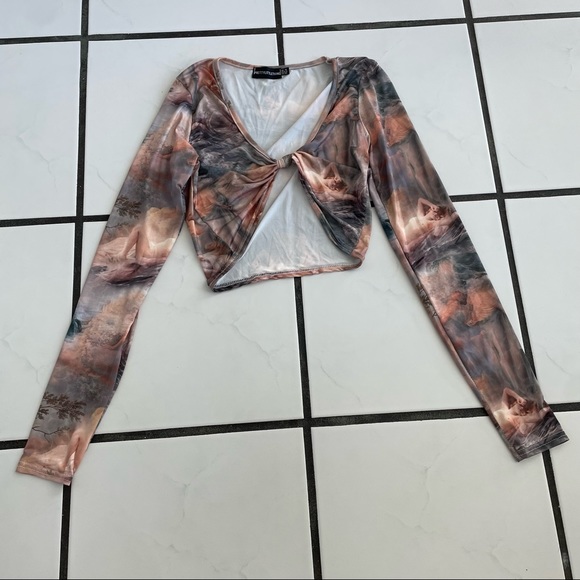 PLT cute top - Picture 2 of 3